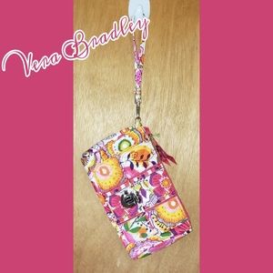 NWT Vera Bradley Pushlock Wristlet - Clementine